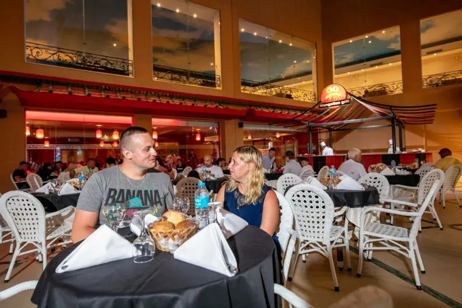 Titanic Palace - Families and Couples only