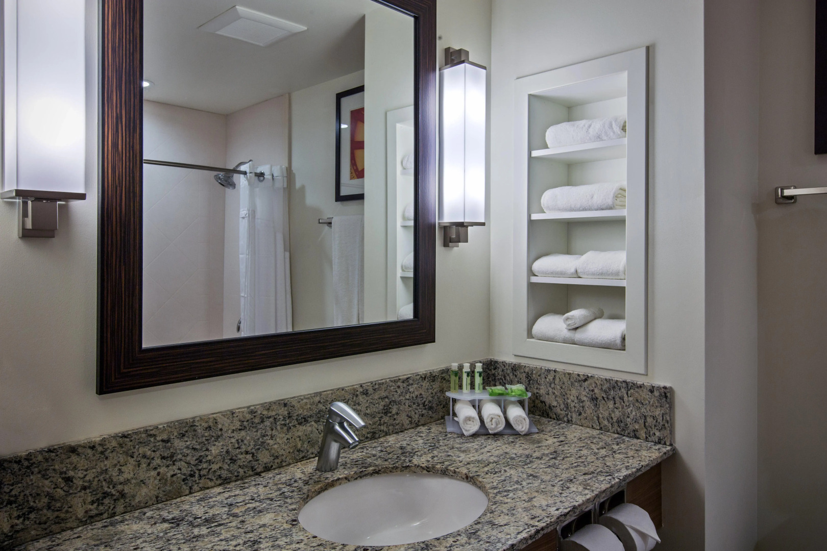 Holiday Inn Express Hotel & Suites Kailua-Kona by IHG