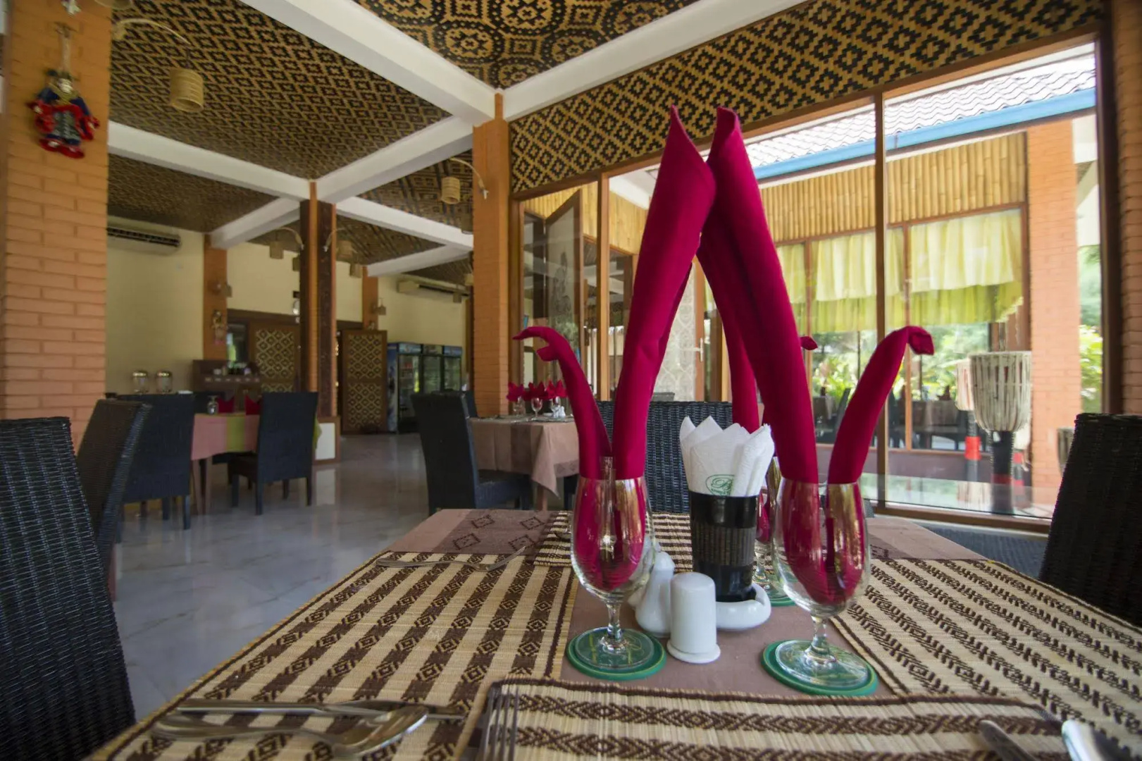 Bawga Theiddhi Hotel