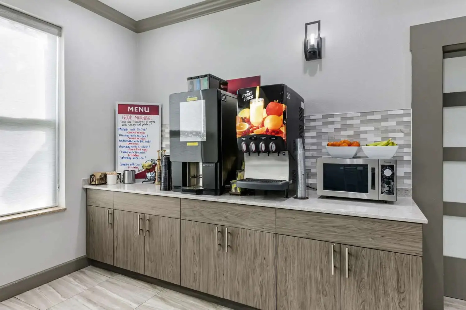 Best Western Plus First Coast Inn & Suites