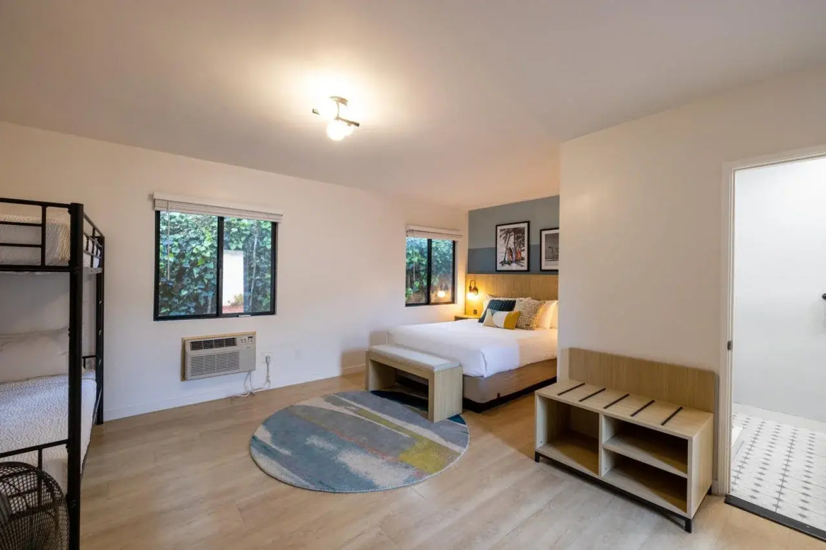 The Tides Oceanview Inn and Cottages