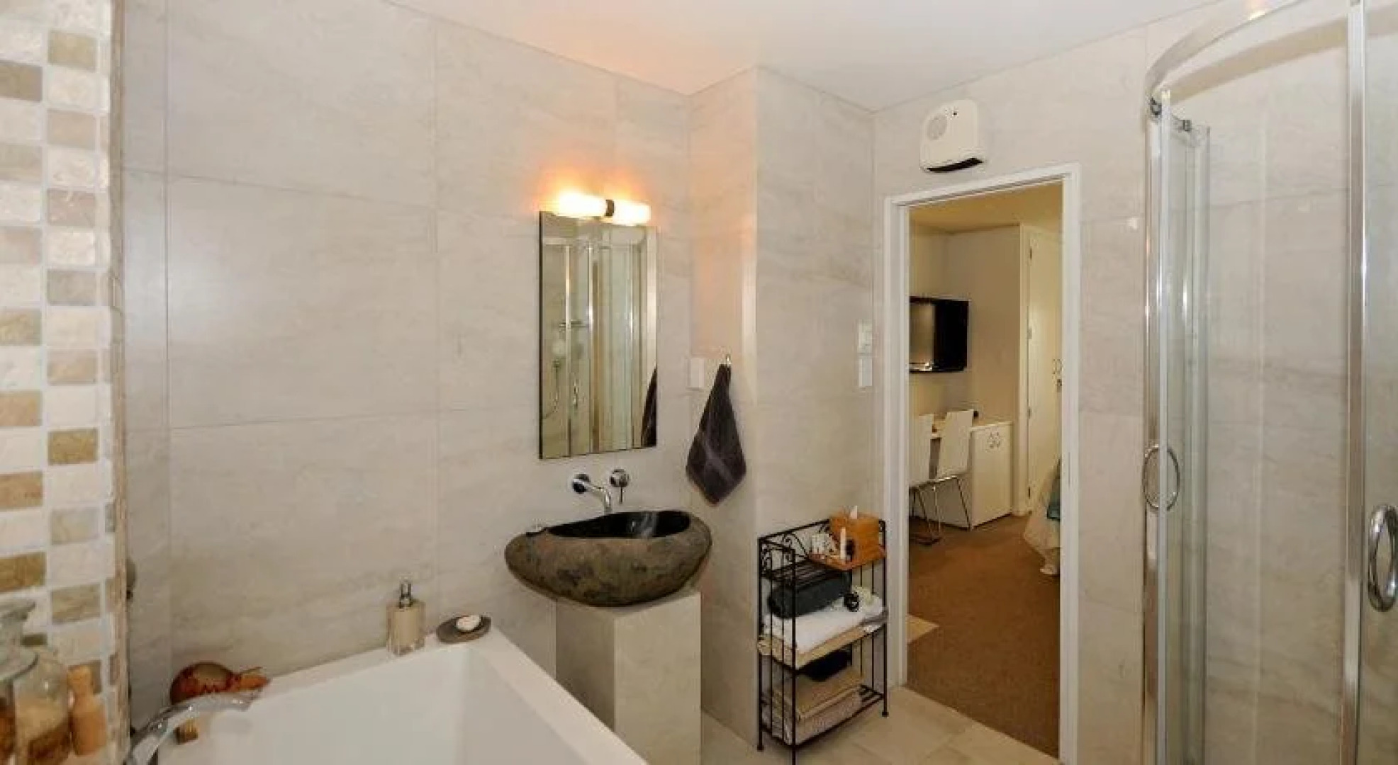 Kapiti Waves Bed & Breakfast