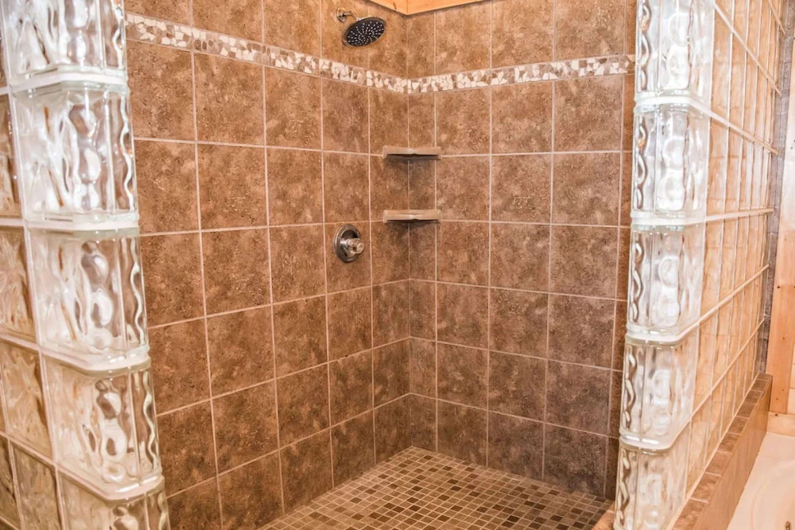 Coppertop - Four Bedroom Cabin