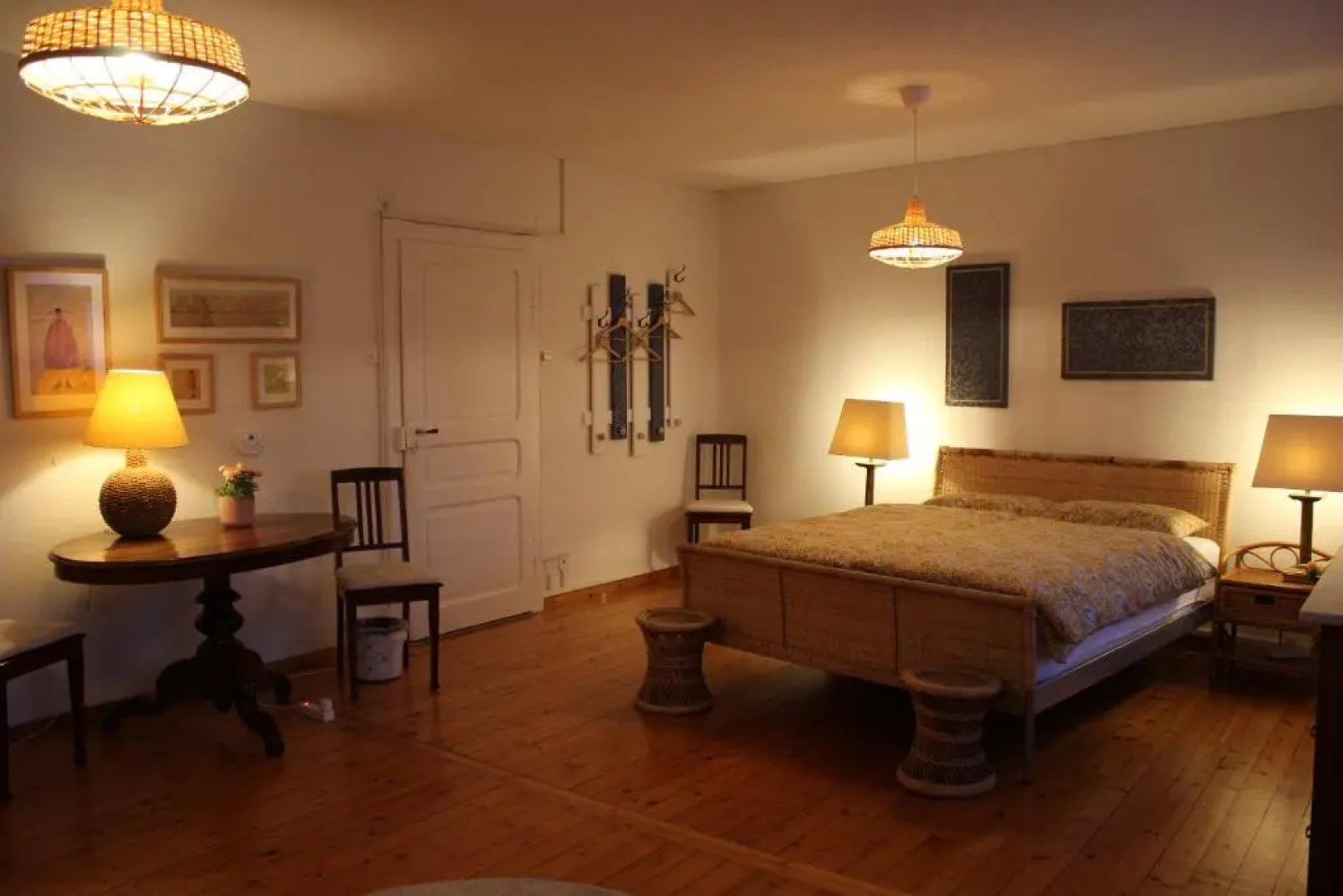 1912 - Apartment - old town