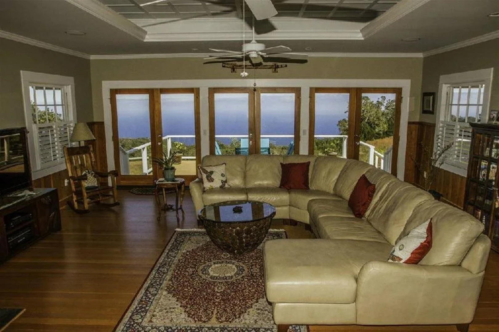 Hamakua Ranch House B&B