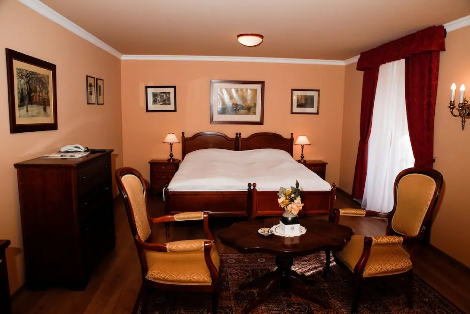 Hotel Zámek Štiřín