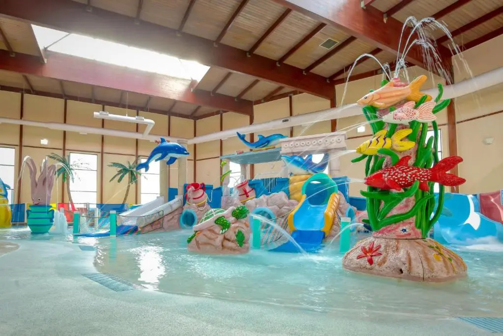 Grand Marquis Waterpark Hotel & Suites