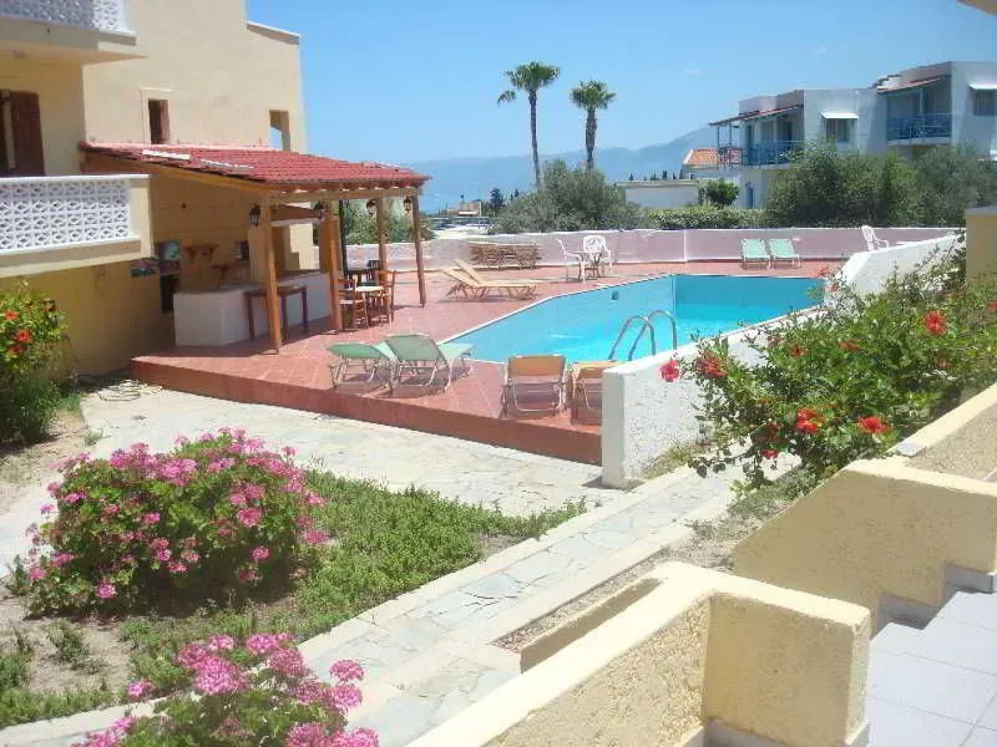 Kokkinakis Apartments