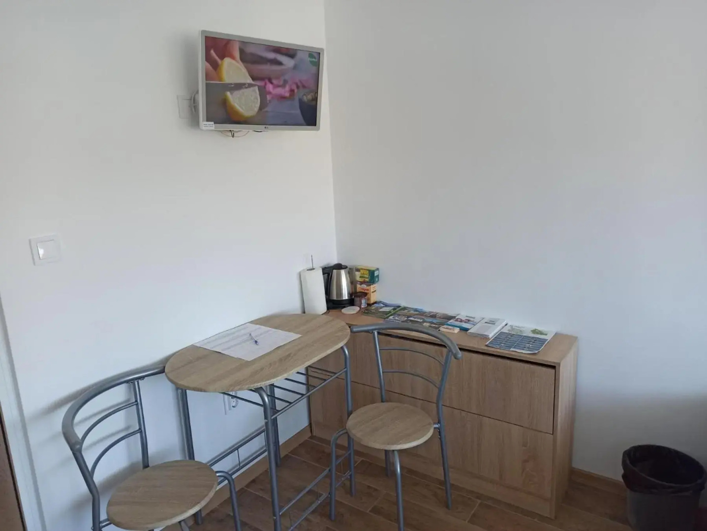 Top Center Nice View Studio