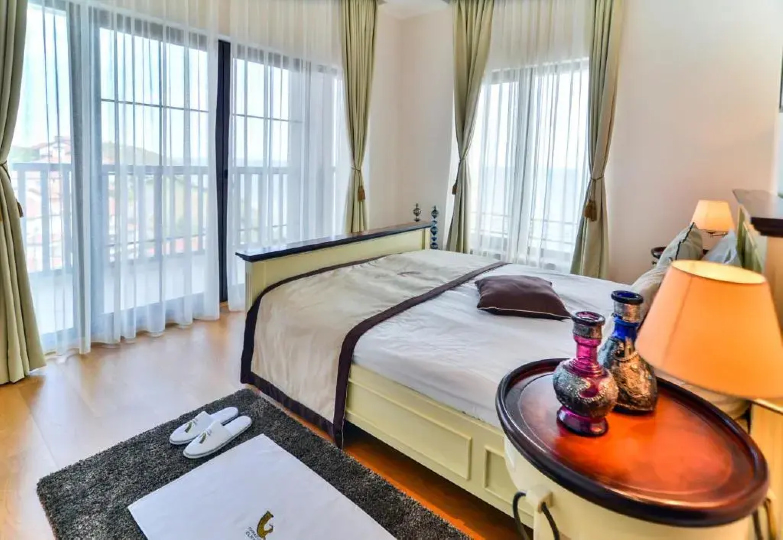 Thracian Cliffs Owners Apartments