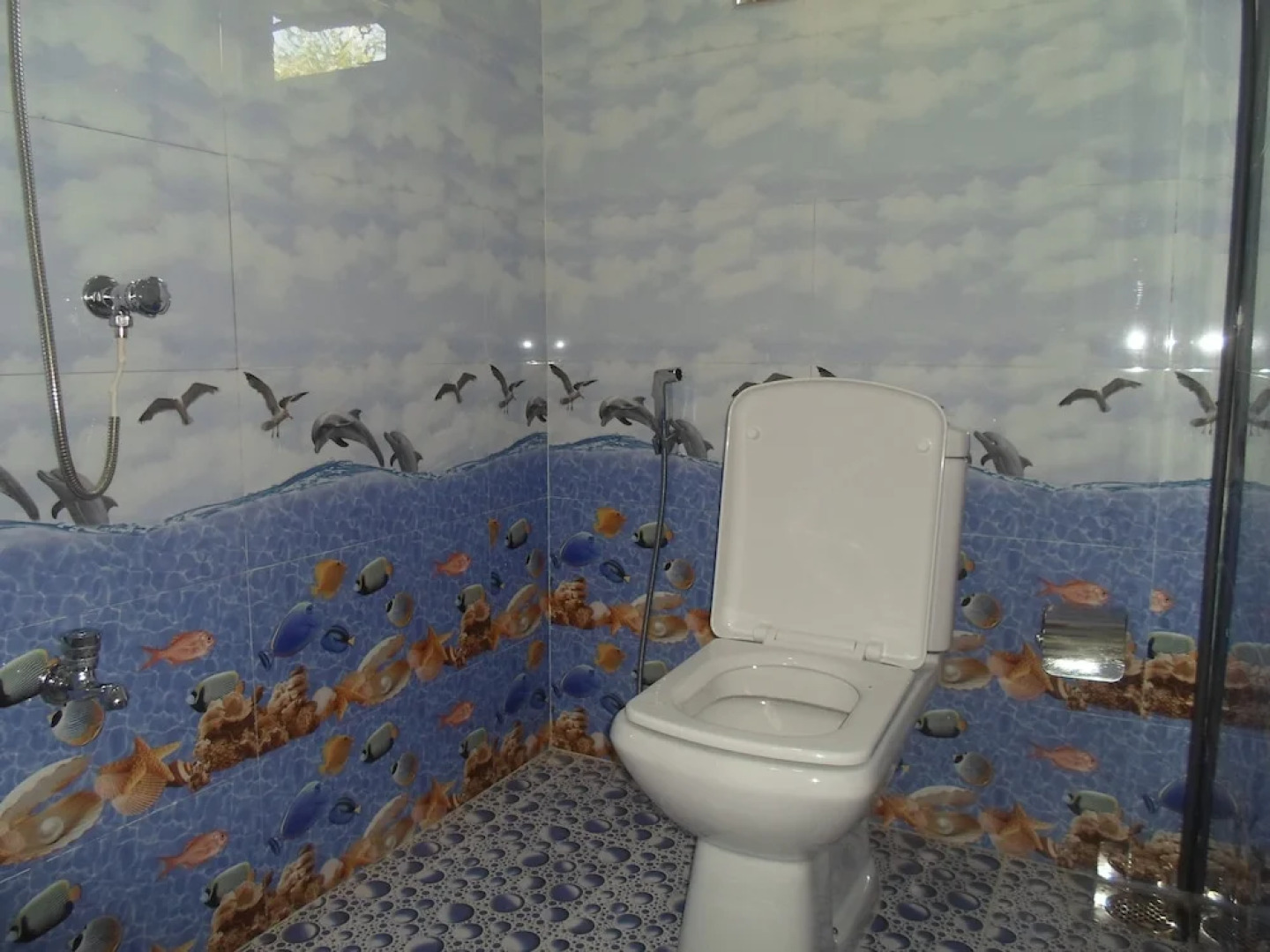 Amada Lake View Homestay