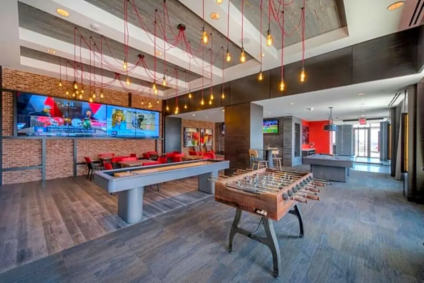 Global Luxury Suites at South Arlington