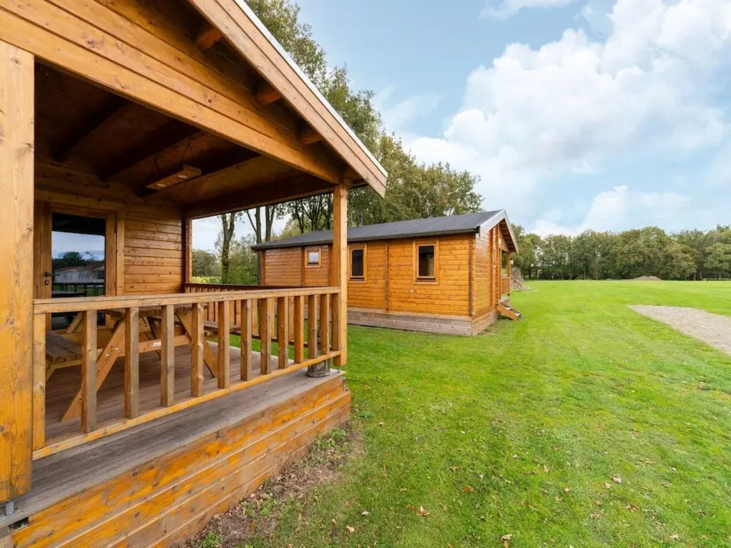 Chalet in Brabant Near Nature Reserves