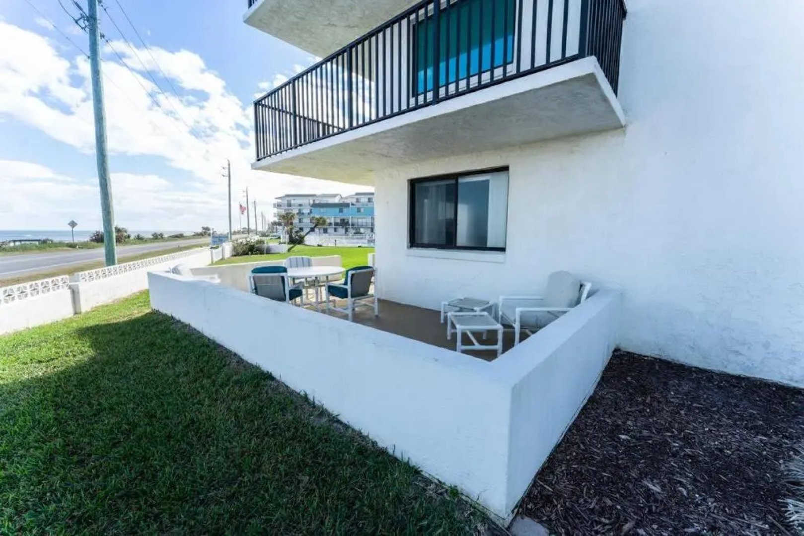 Lovely 2 Bedroom Beachfront Condo