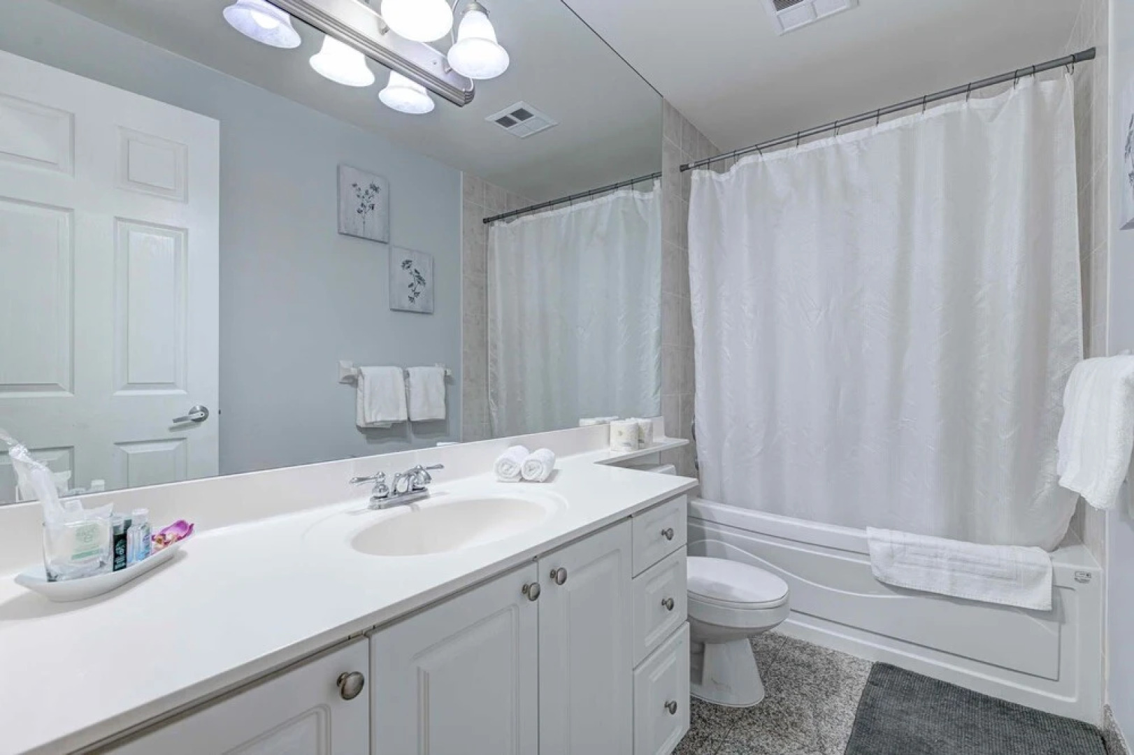 Pelicanstay at Square One Mall