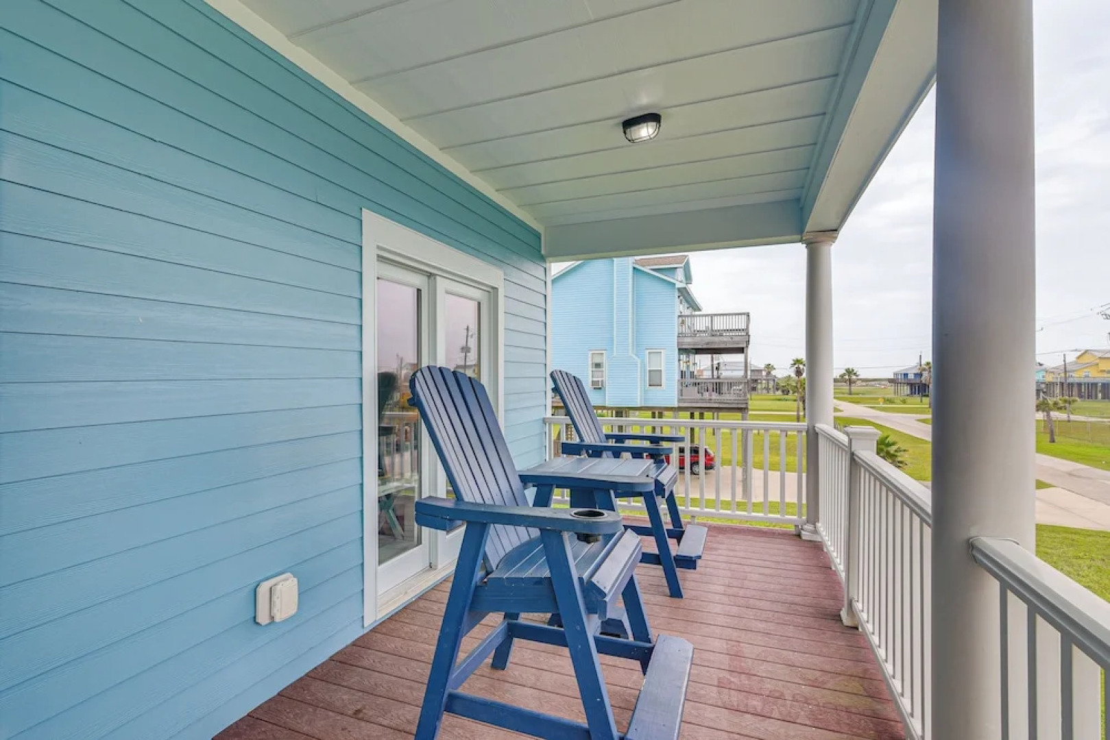 Steps From Gulf: Freeport Home w/ Water Views