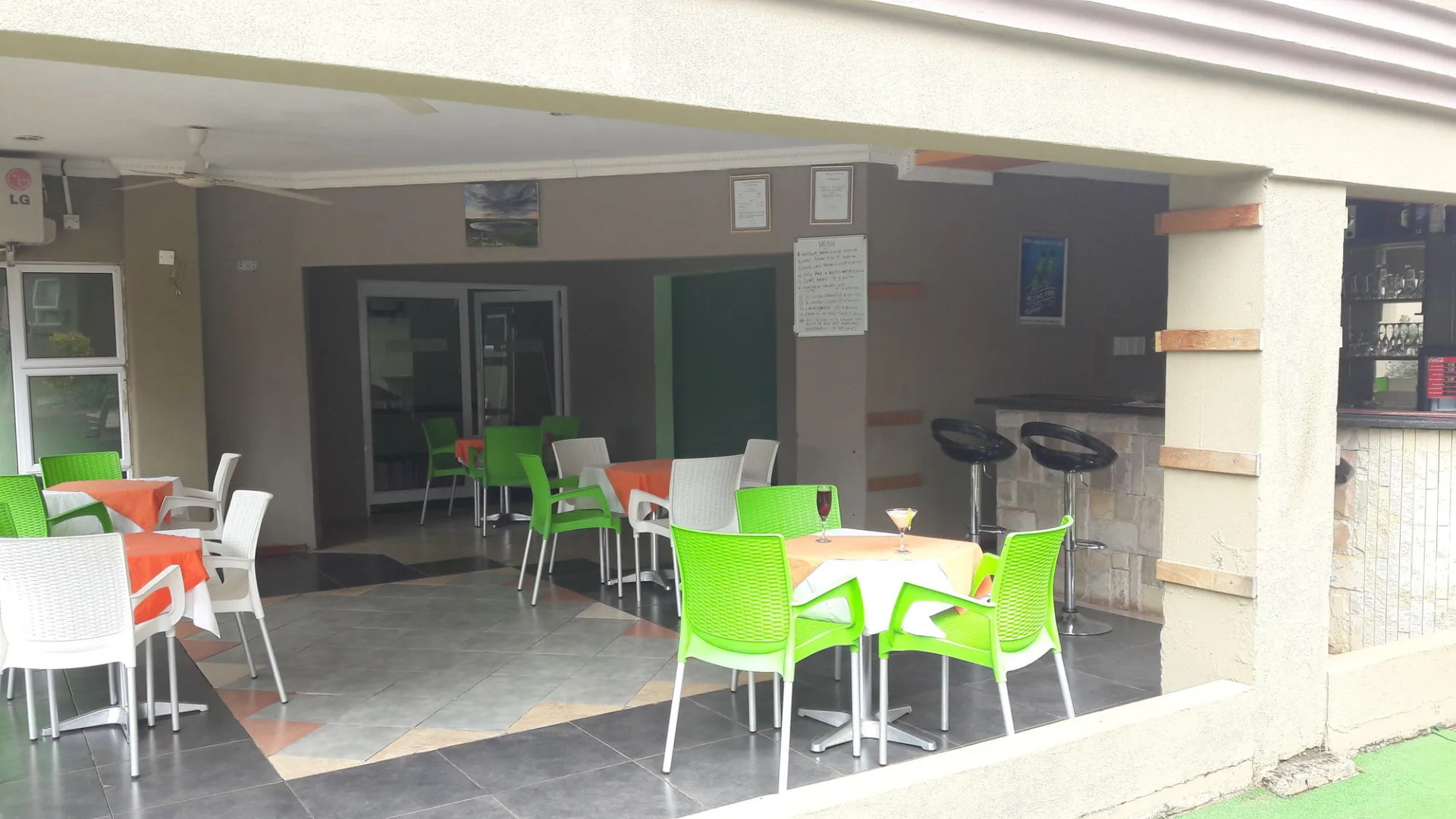 Tasha Lodge and Tours