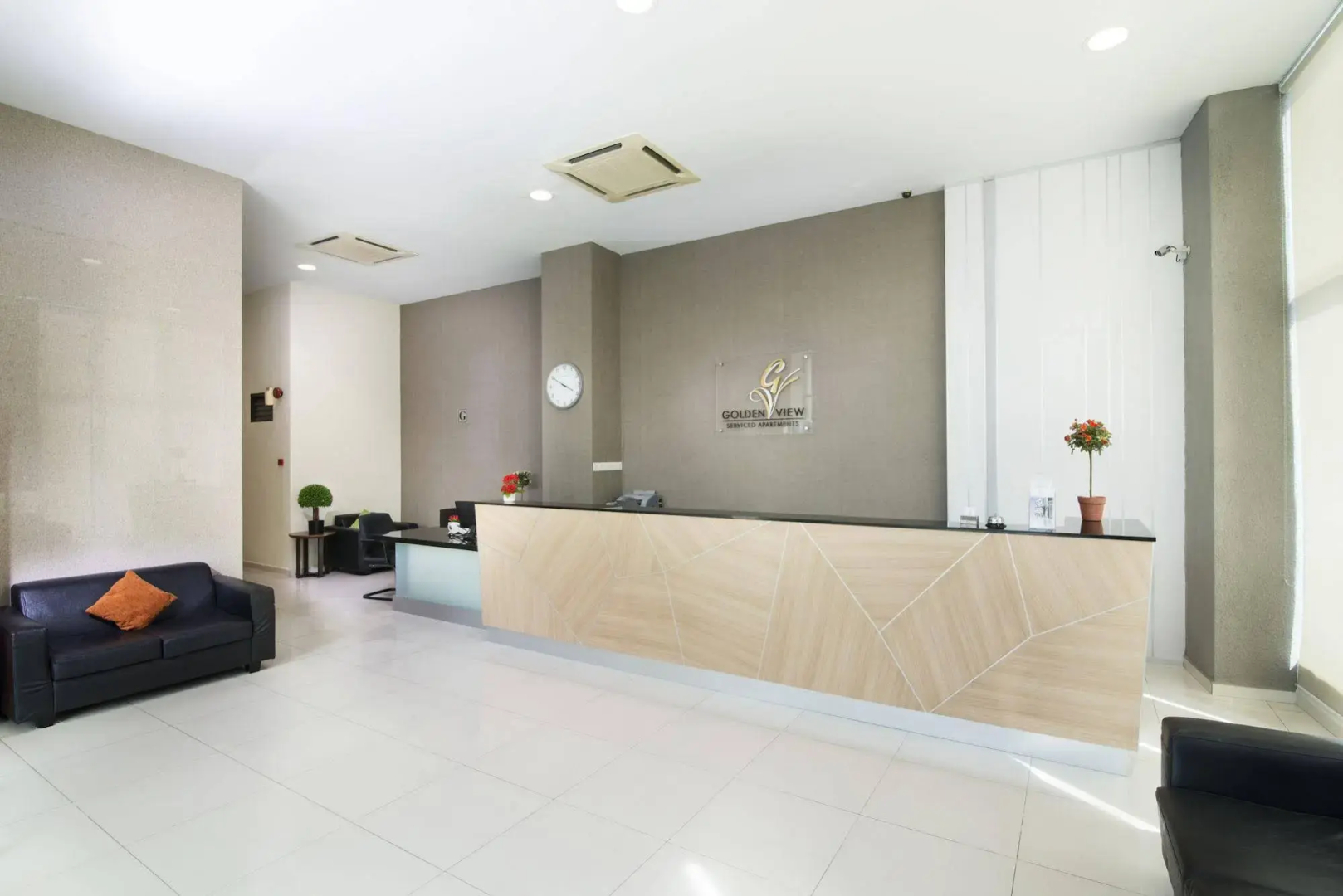Golden View Serviced Apartment