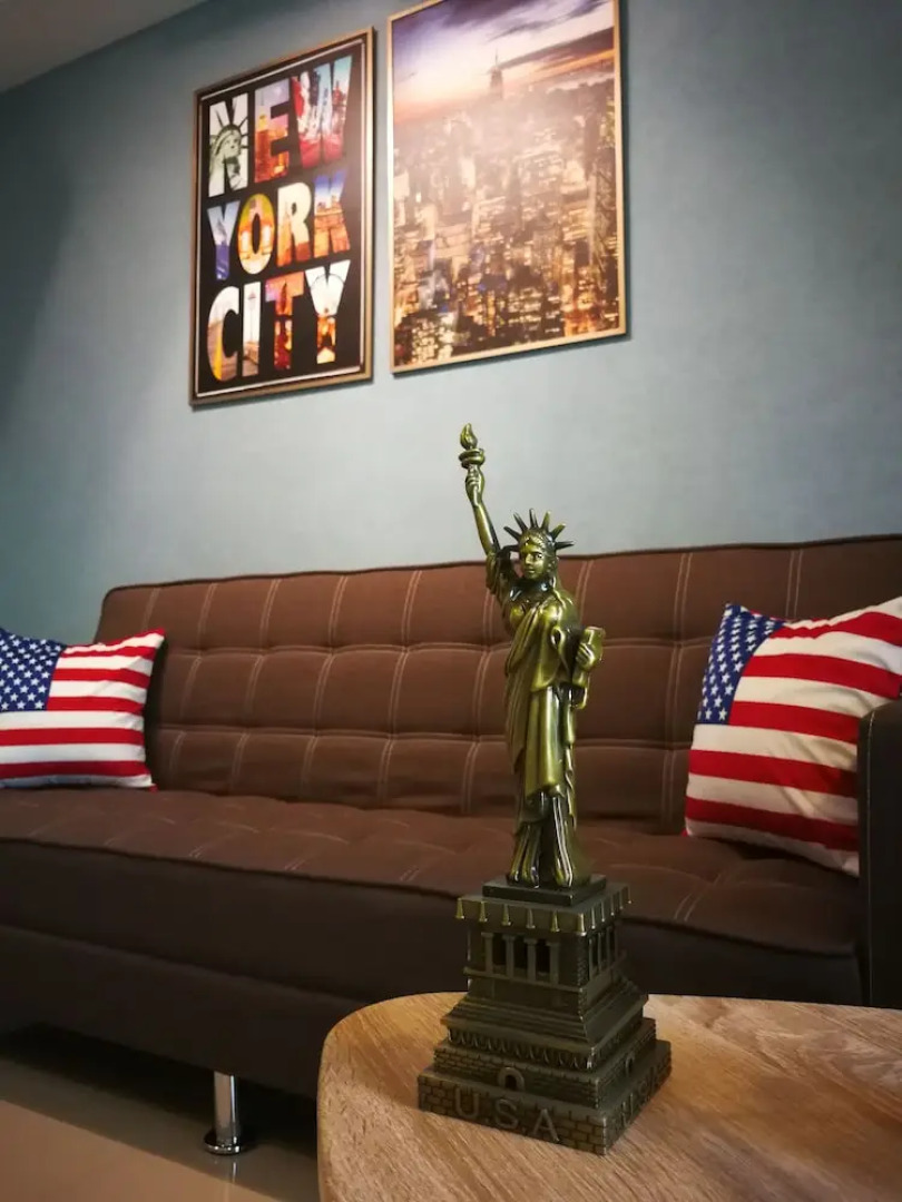 I-City, I-SoHo by HostAssist