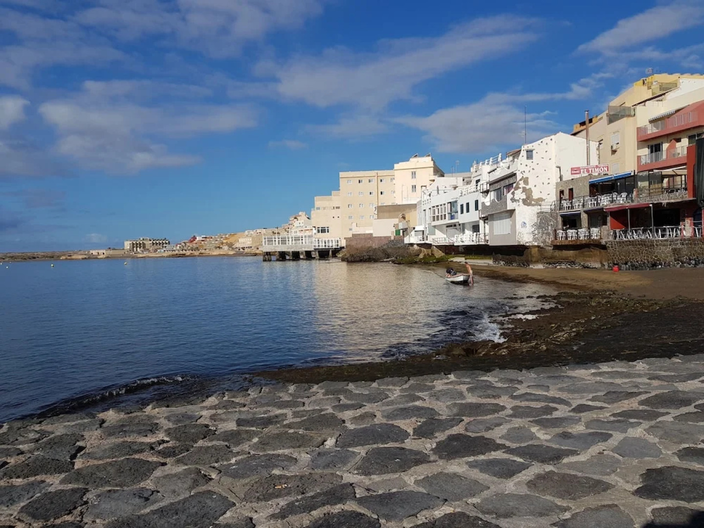 El Medano, Cabezo beach, pool & parking