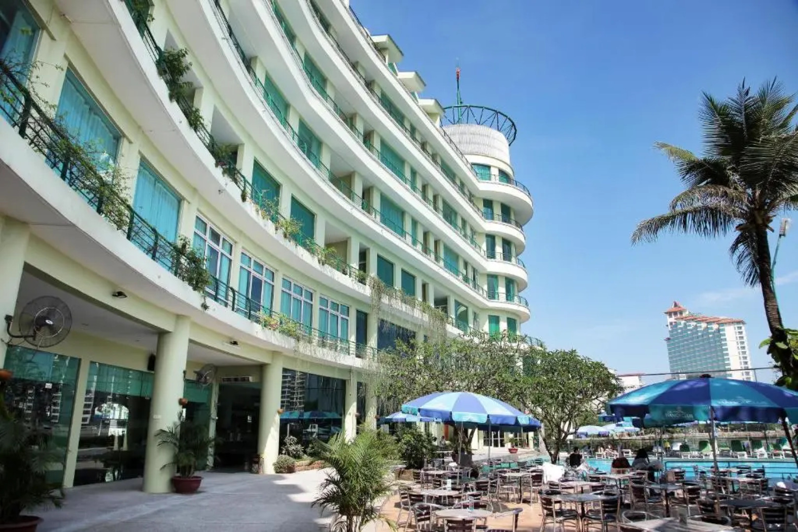 The Hanoi Club Hotel & Residences