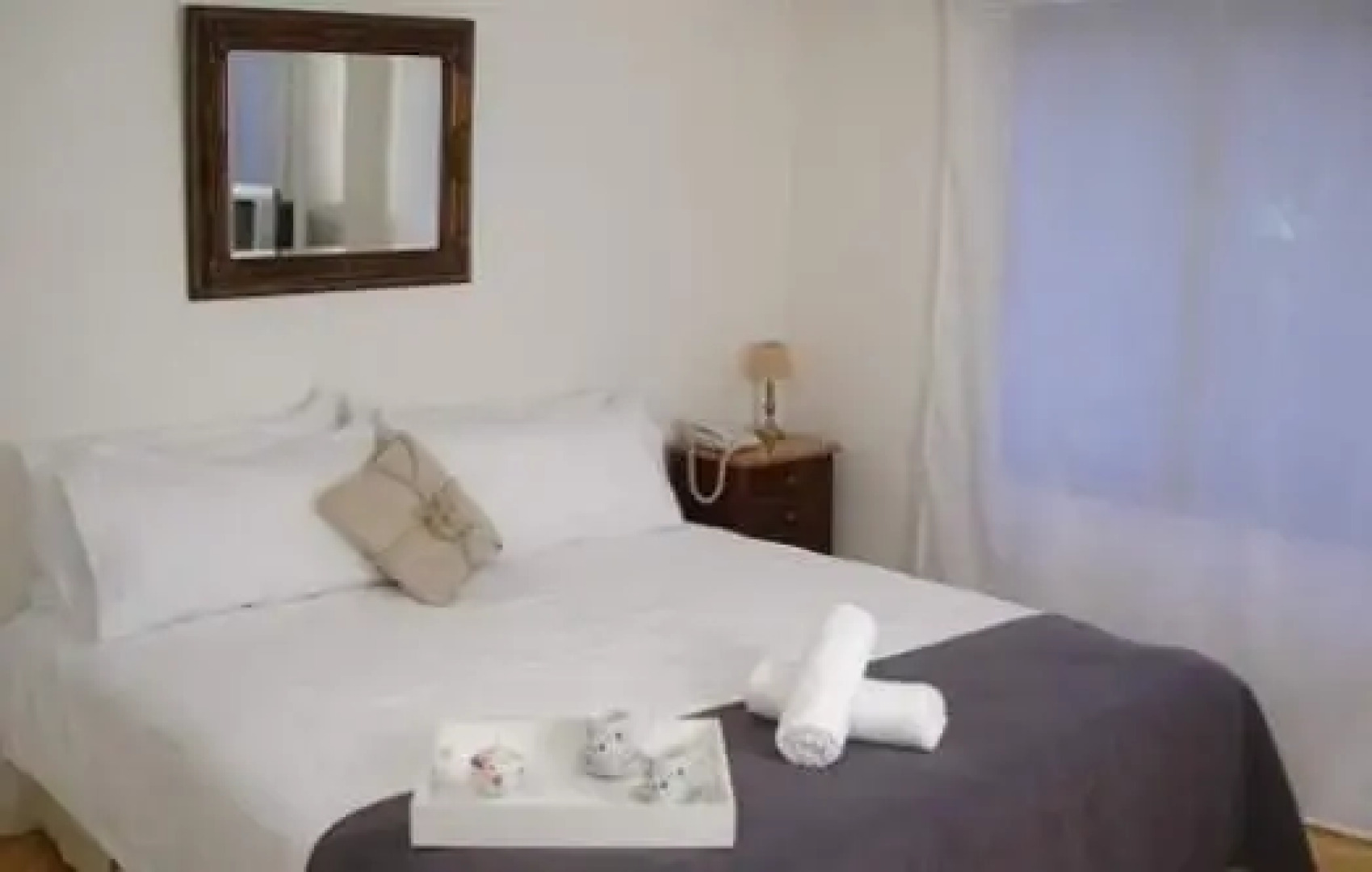 Migueletes Plaza Suites