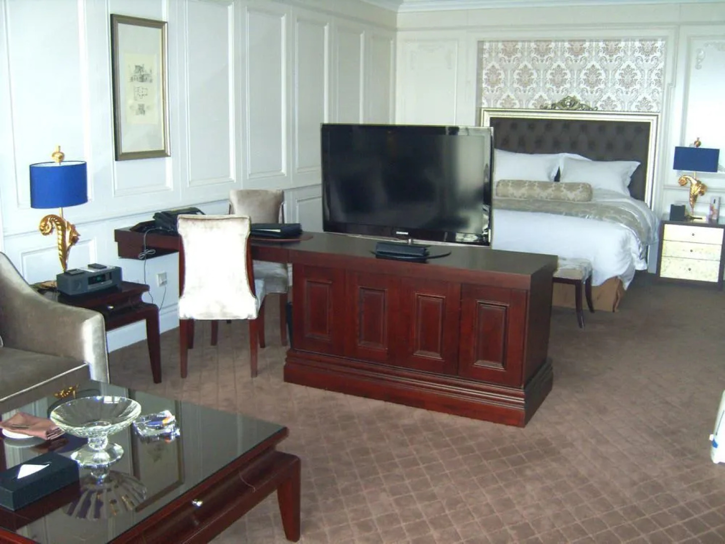 Ovation Three-Convalescence Hotel