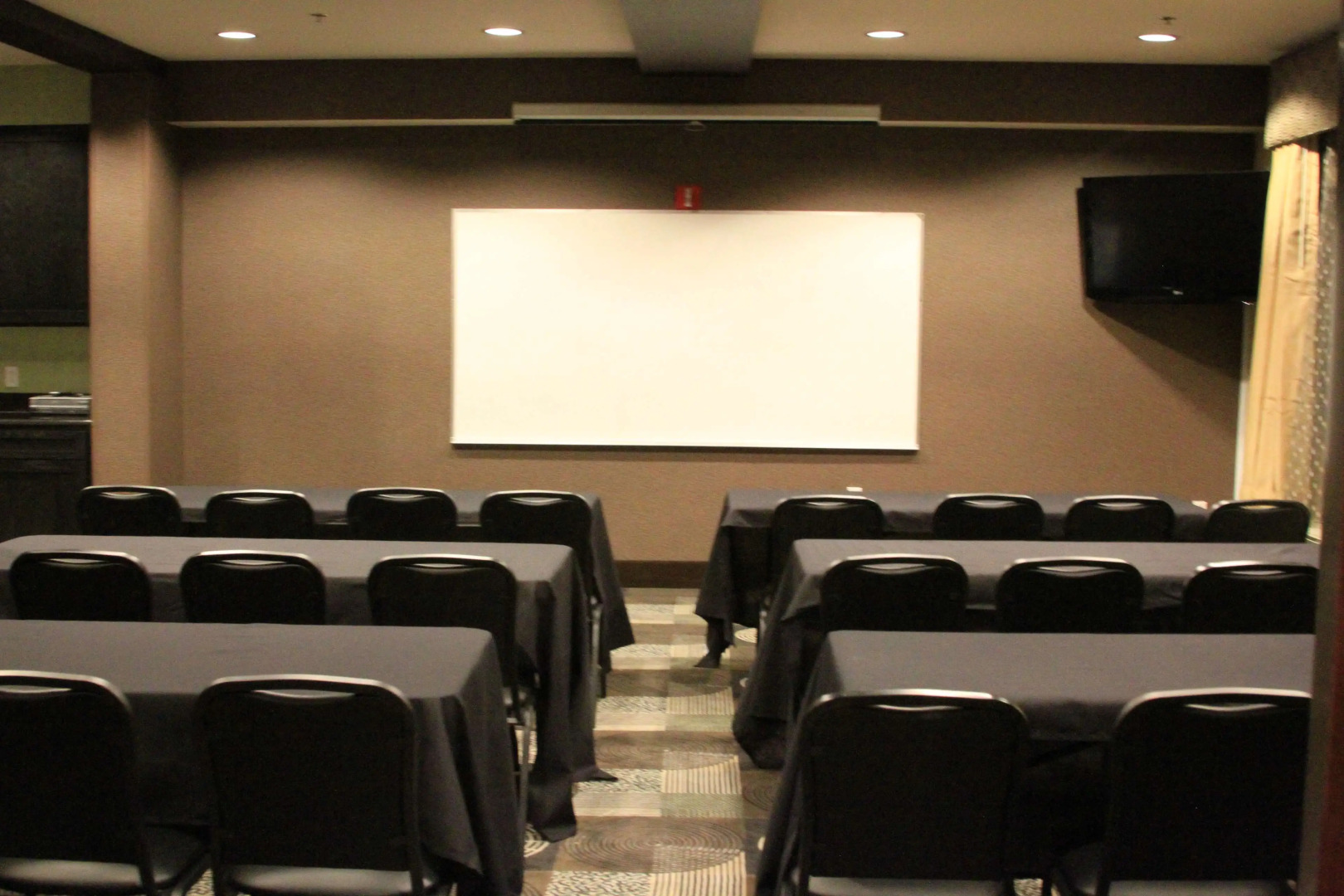 Best Western Plus Arlington North Hotel & Suites