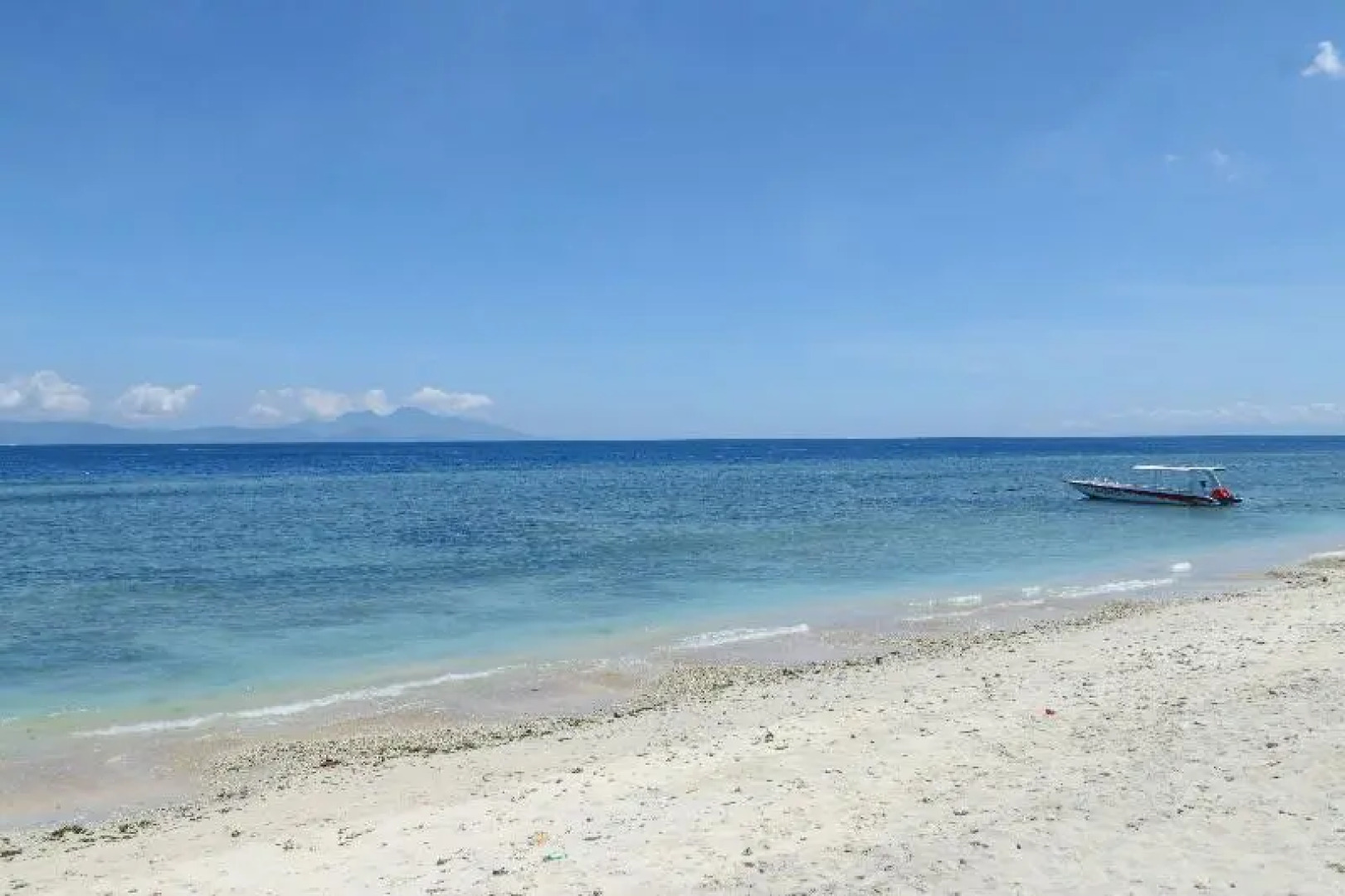 Road Beach Homestay by ZUZU