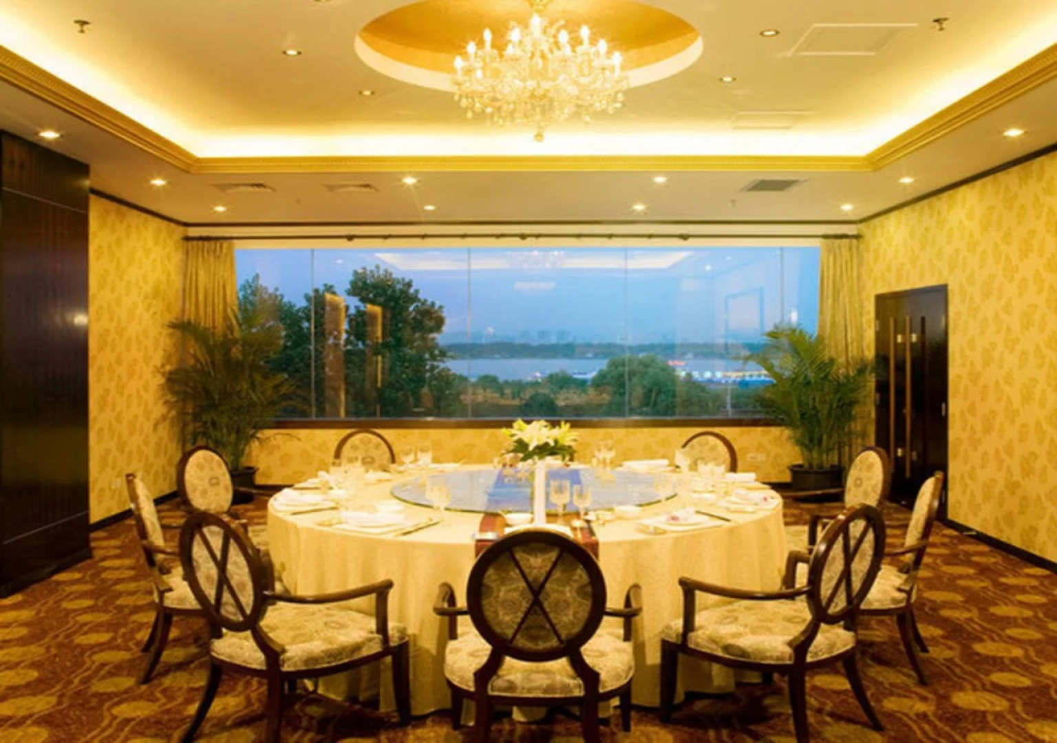 Howard Johnson Pearl Plaza Wuhan