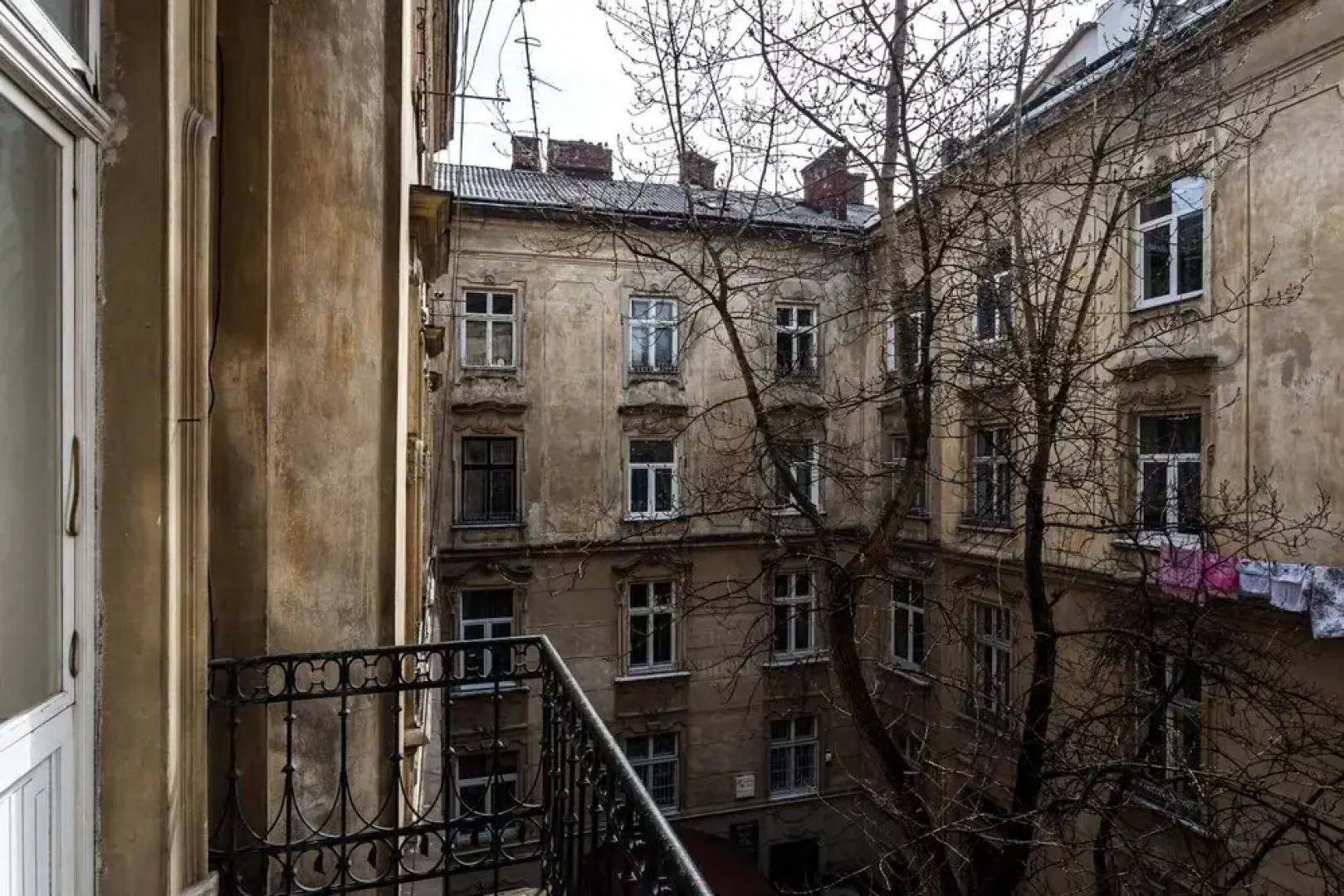 Leosphere Hostel