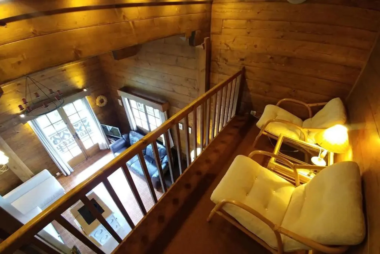 Chalet paisible dans la nature avec belle vue sur le lac Léman