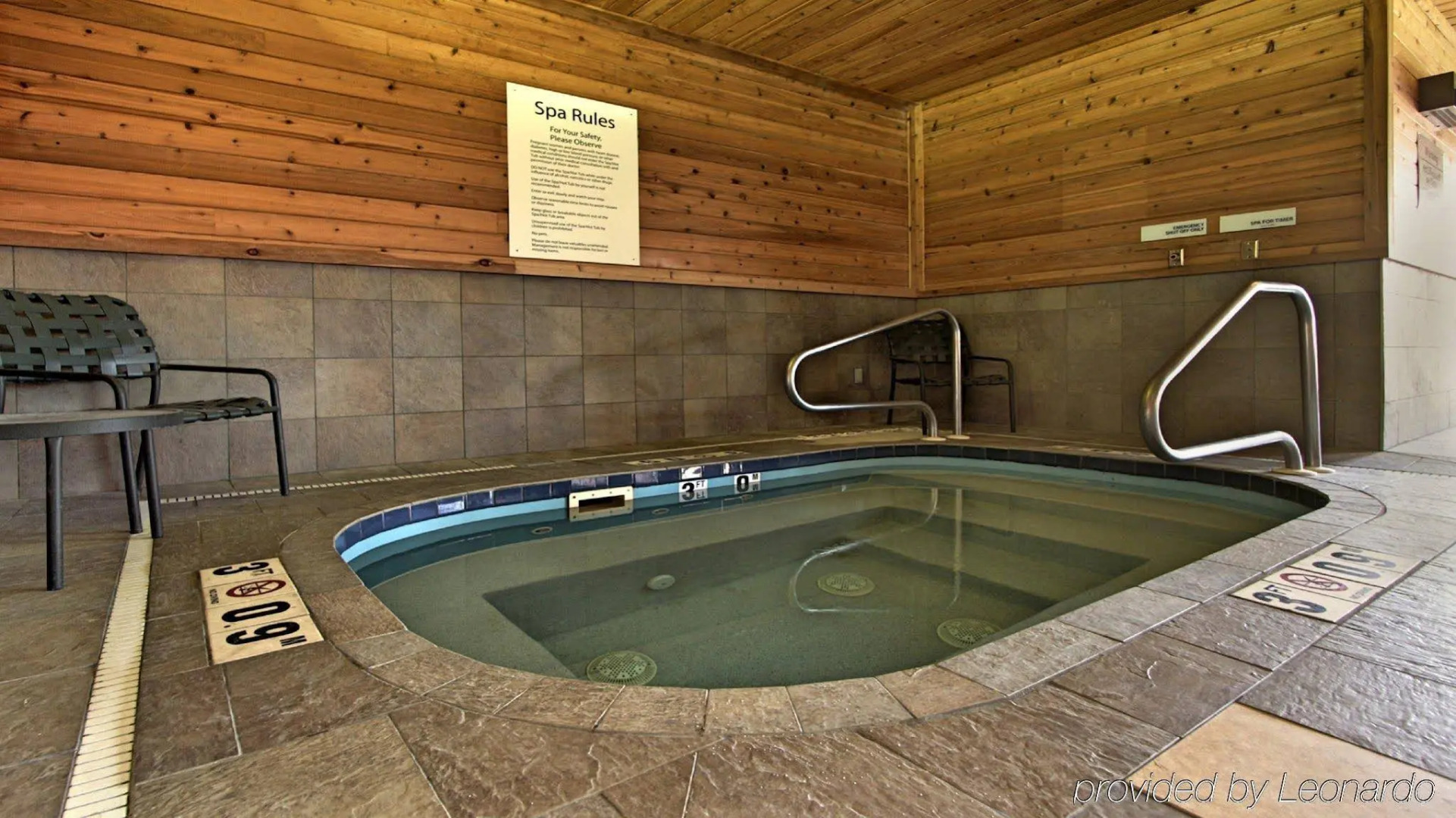 Holiday Inn Express Hotel & Suites Defiance by IHG