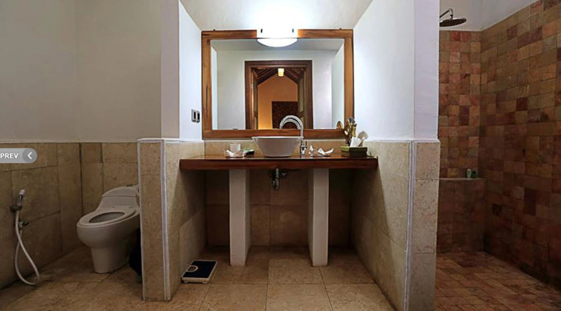 Laguna Gili Beach Resort