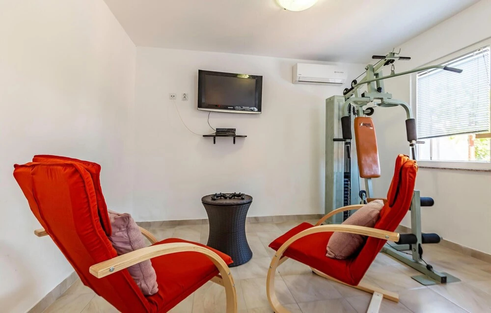 Nice Home in Pula With Wifi and 4 Bedrooms