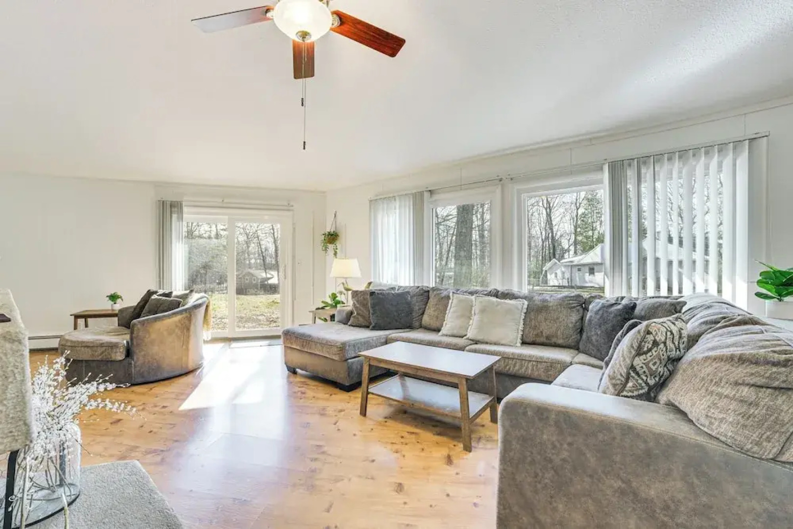 Close to 3 Ski Areas: Michigan Family Retreat!