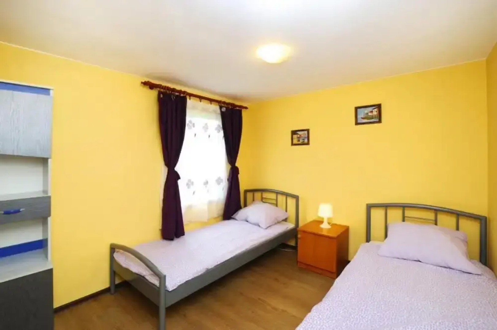 Bungalow Close to the Beach, Sianozety