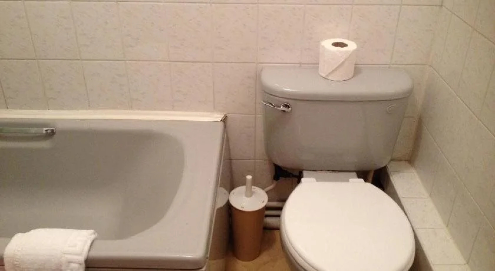 The Royal Victoria & Bull Hotel