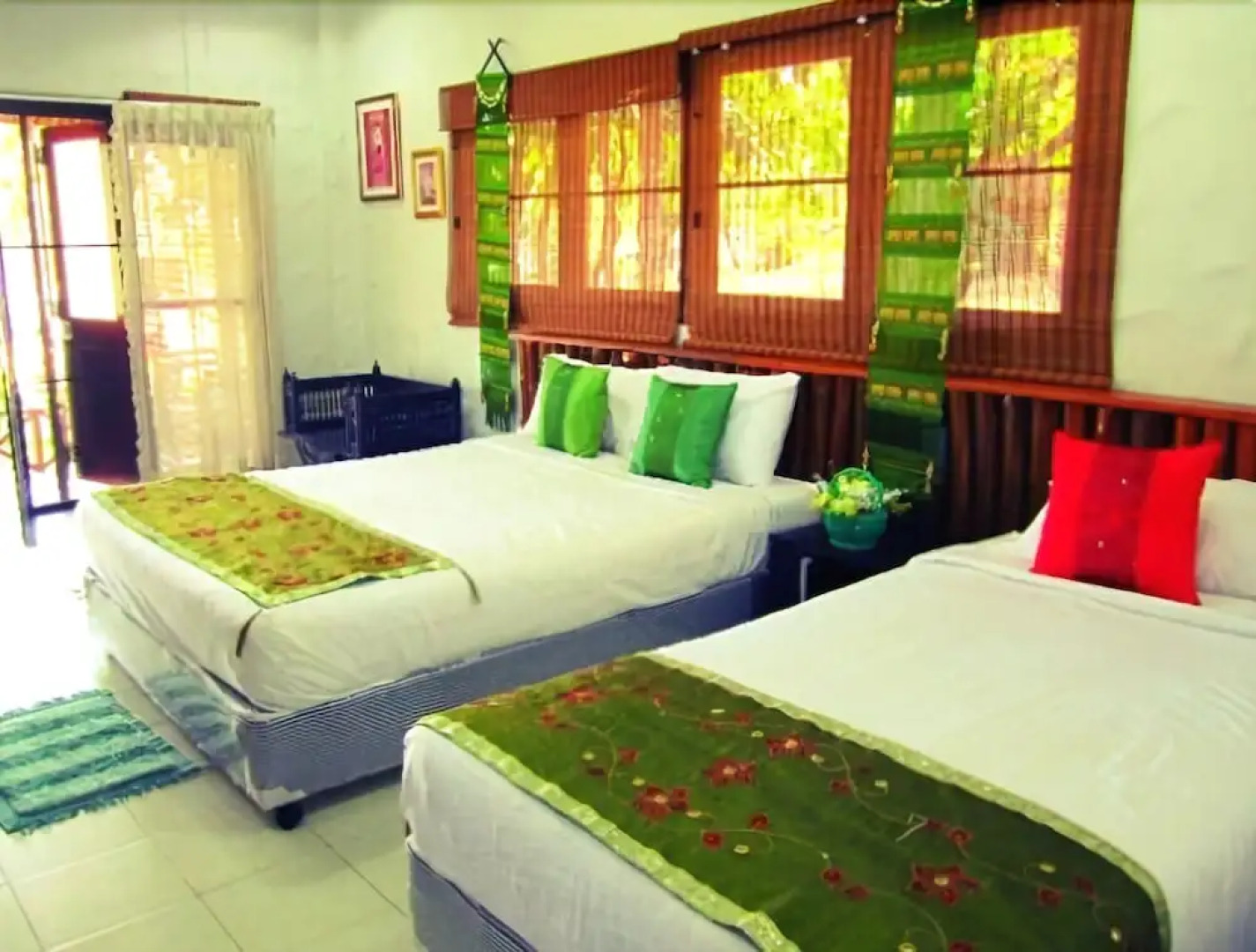 Golden Lake View Boutique Resort