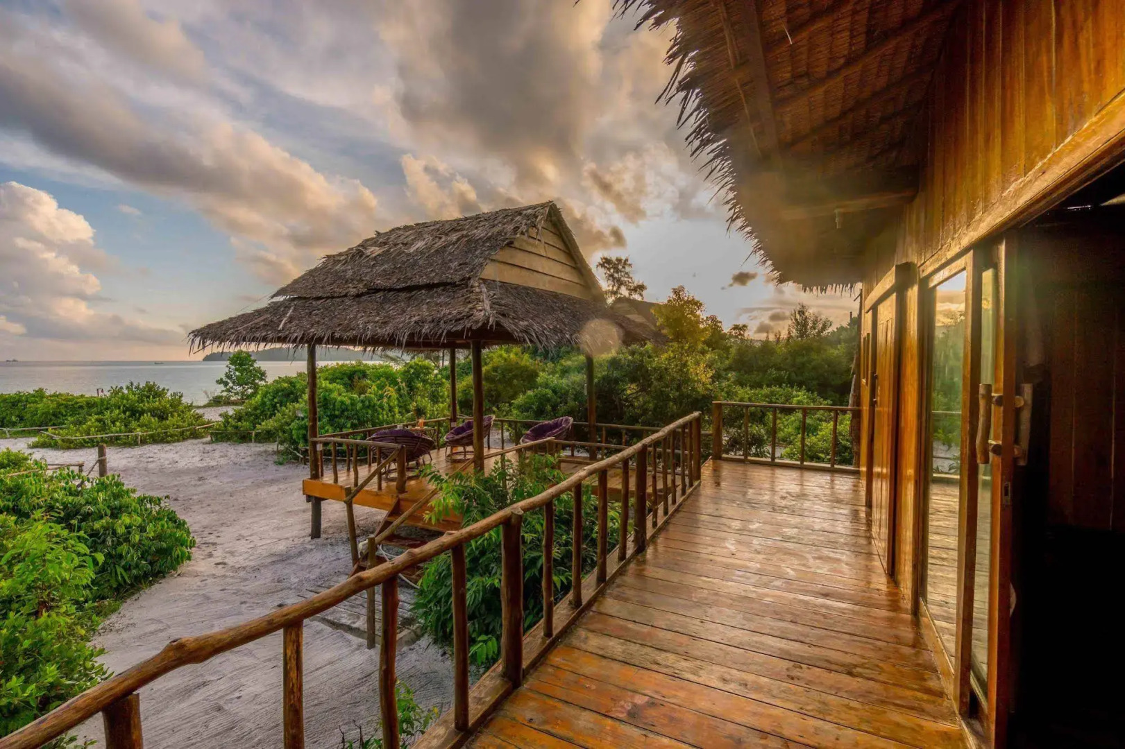 Royal Retreat Resort