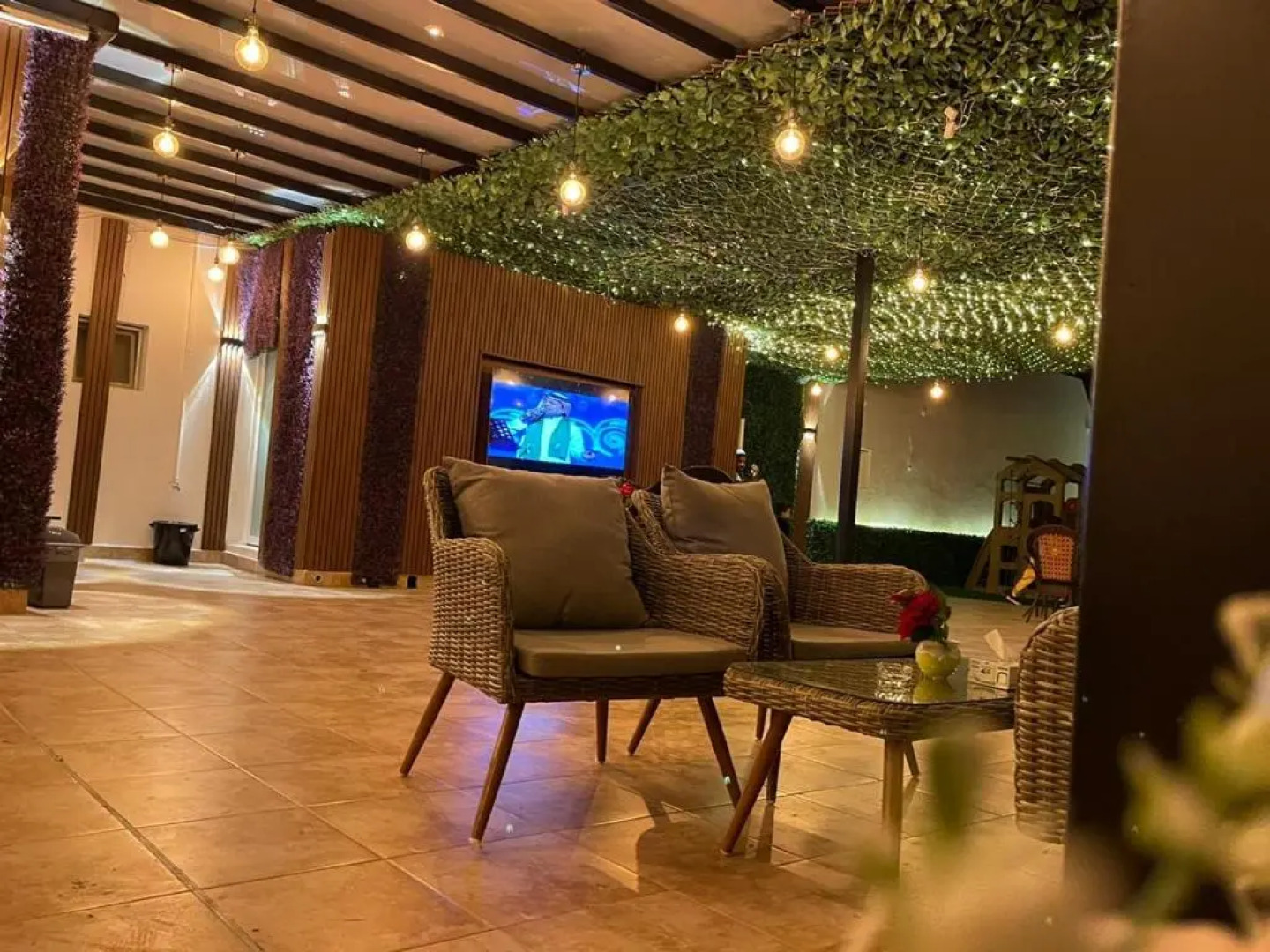 World of Violet فيوليت