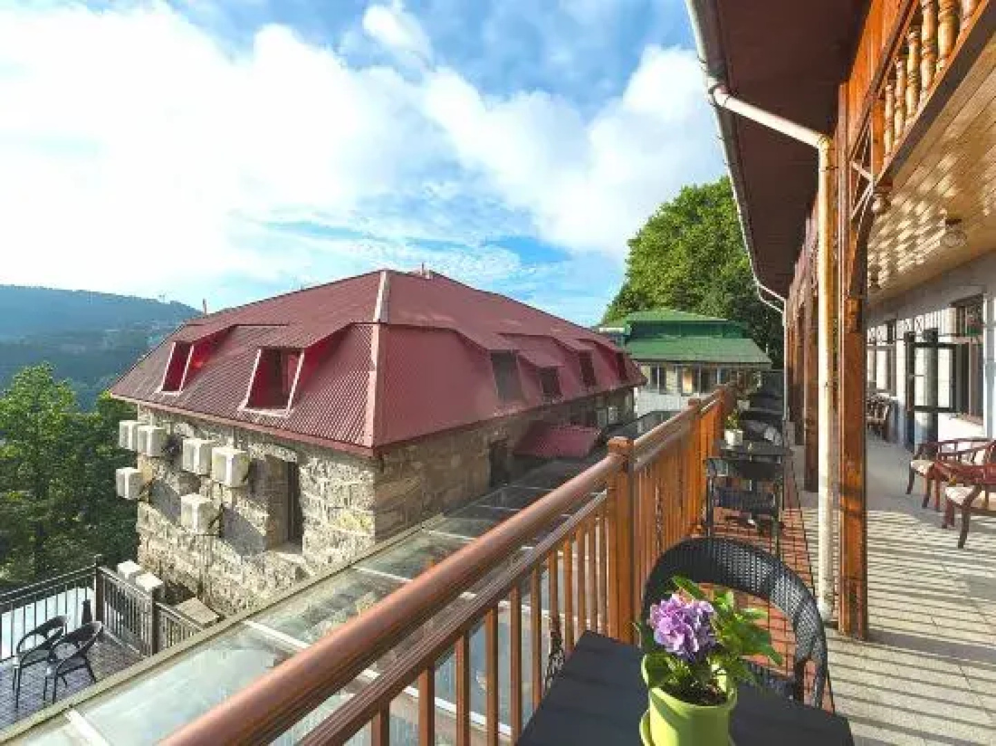 Lushan Dongtian Guesthouse