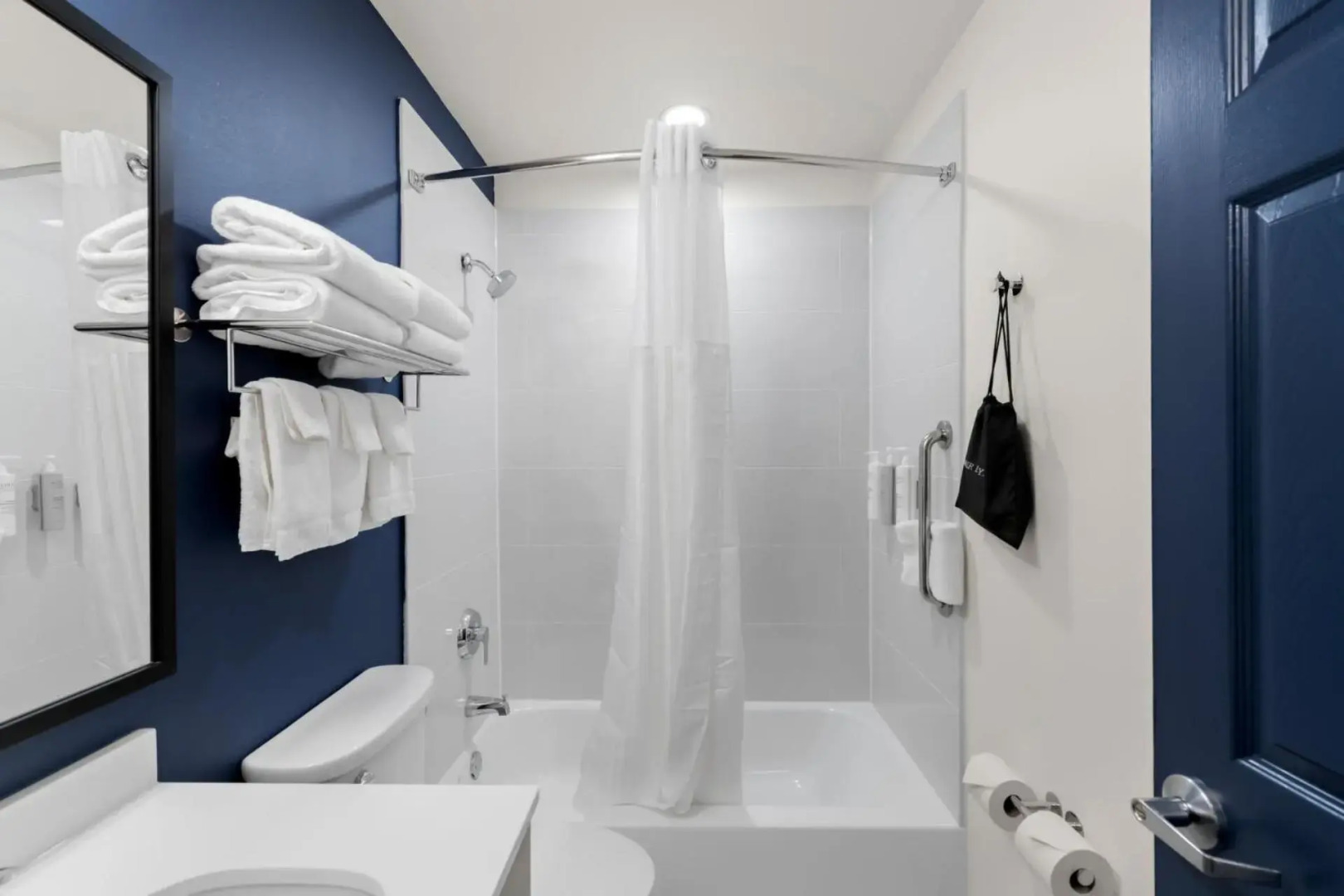 SureStay Hotel by Best Western Norfolk Little Creek