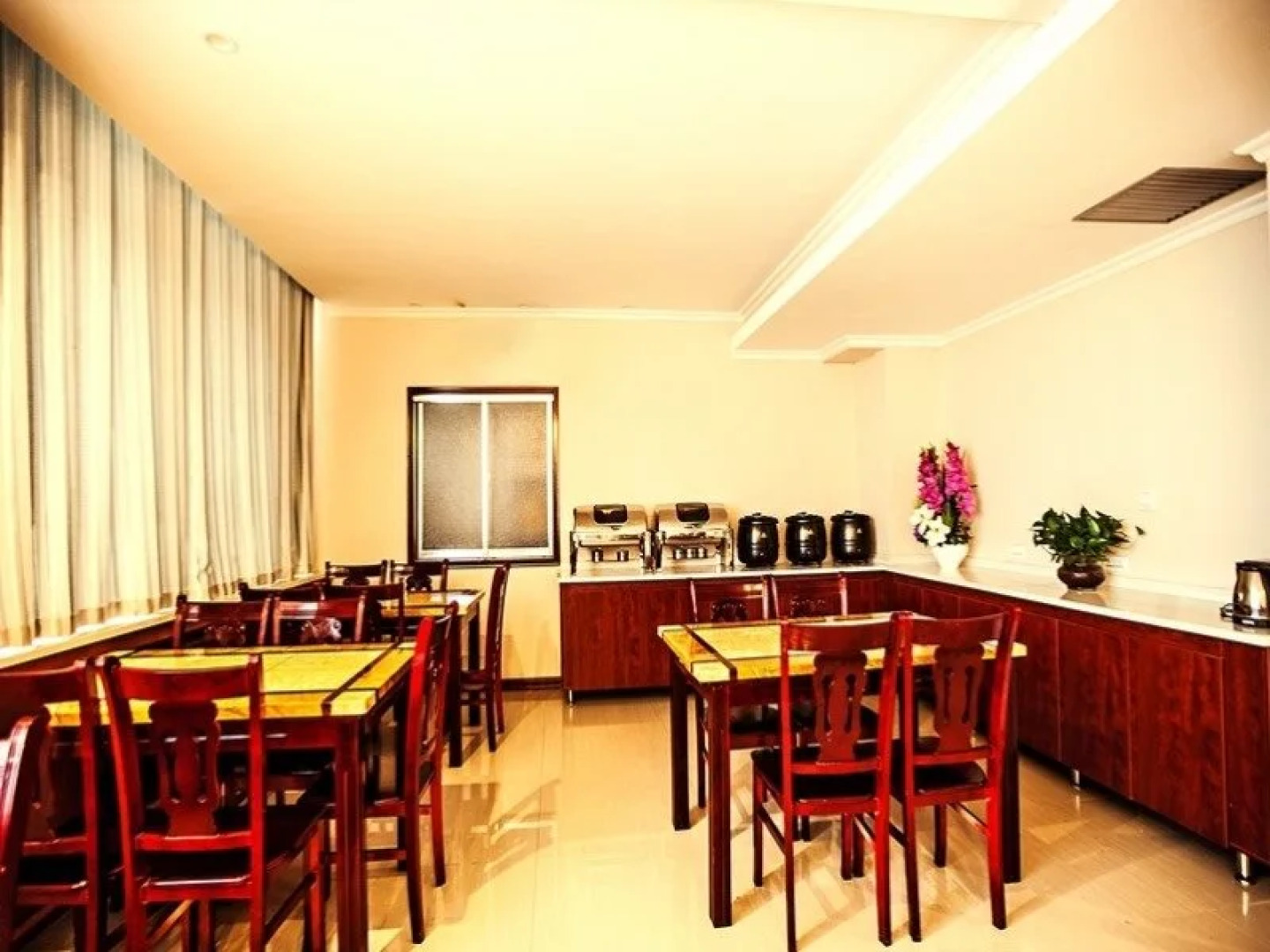 GreenTree Inn Xinjiang Uygur Autonomous Region Korla Bazhou Bus Terminal Beishan Road Express Hotel