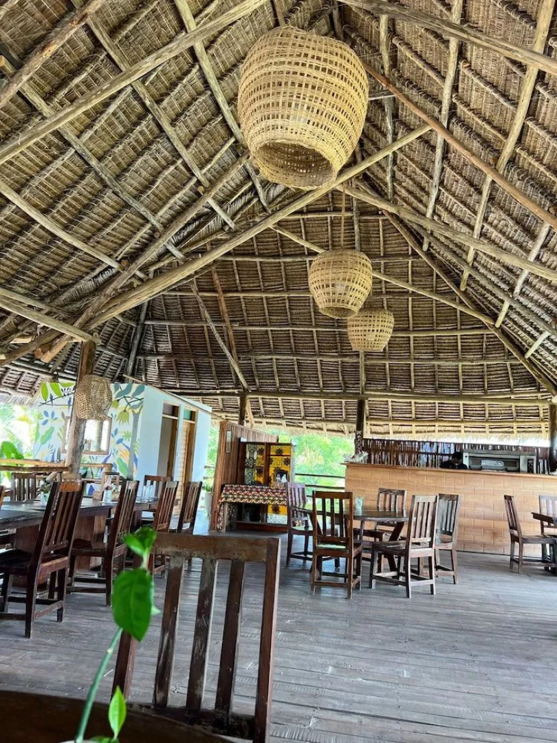 La Fontana Restaurant & Bungalows