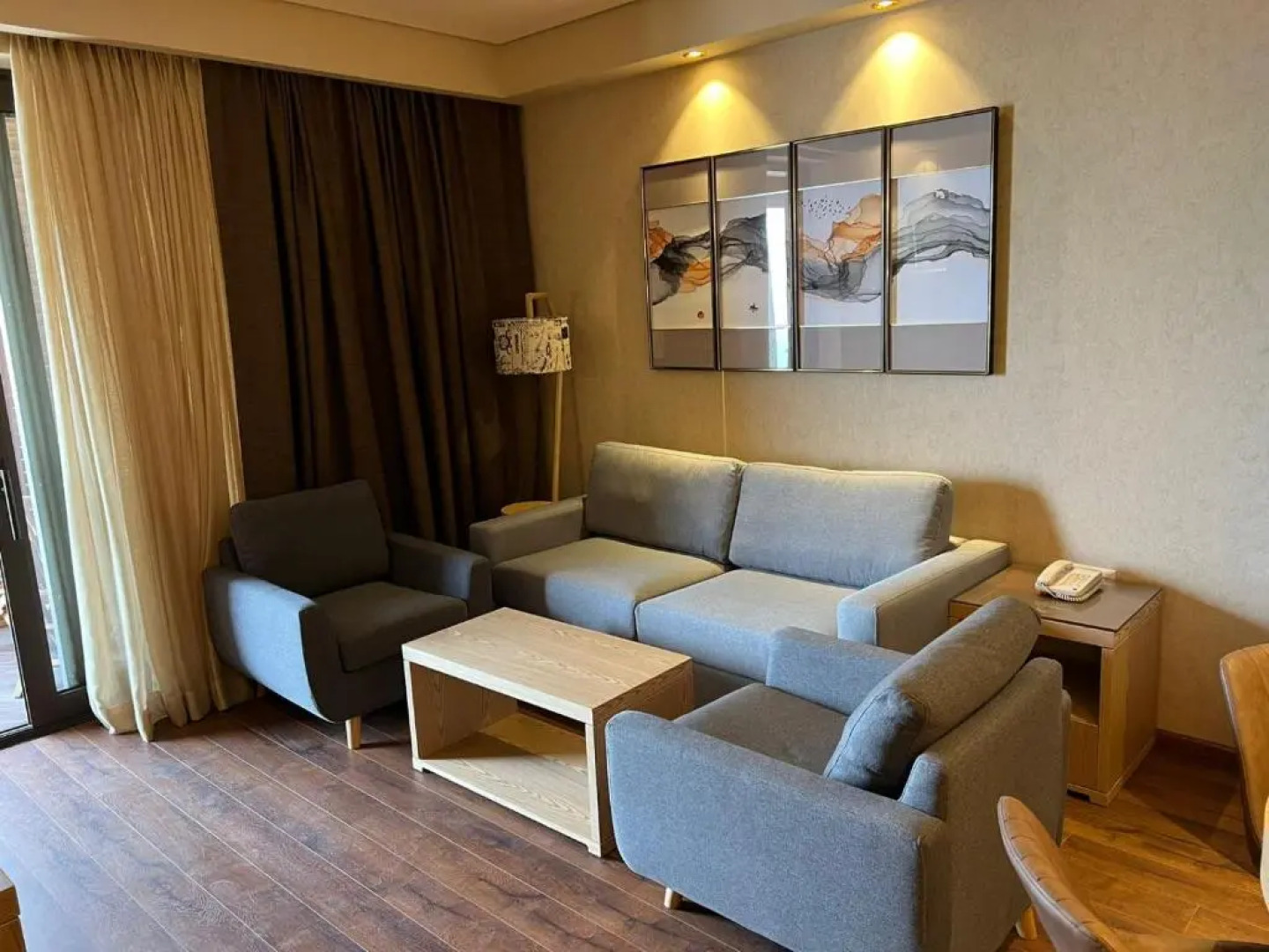 Happy Days in Dreamland Oasis