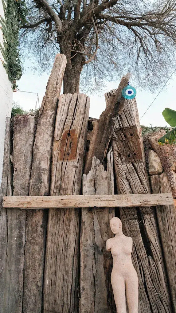 Kikonia Art & Suites