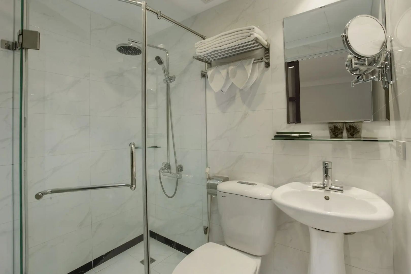 Hanoi La Selva Hotel