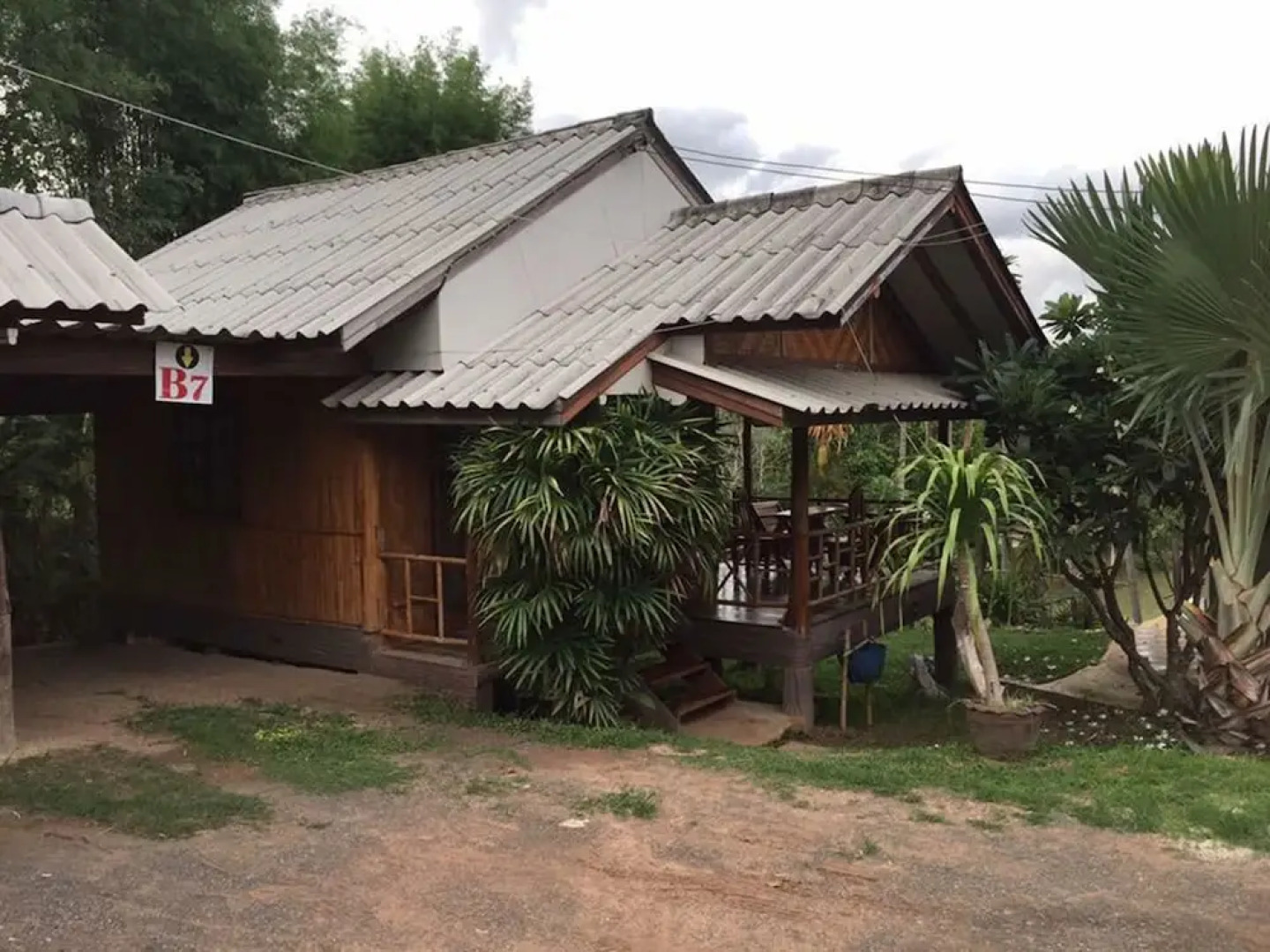 Phujinda Homestay