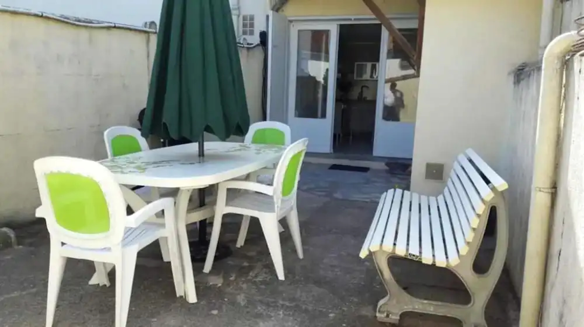 House With 2 Bedrooms In Meschers Sur Gironde With Enclosed Garden